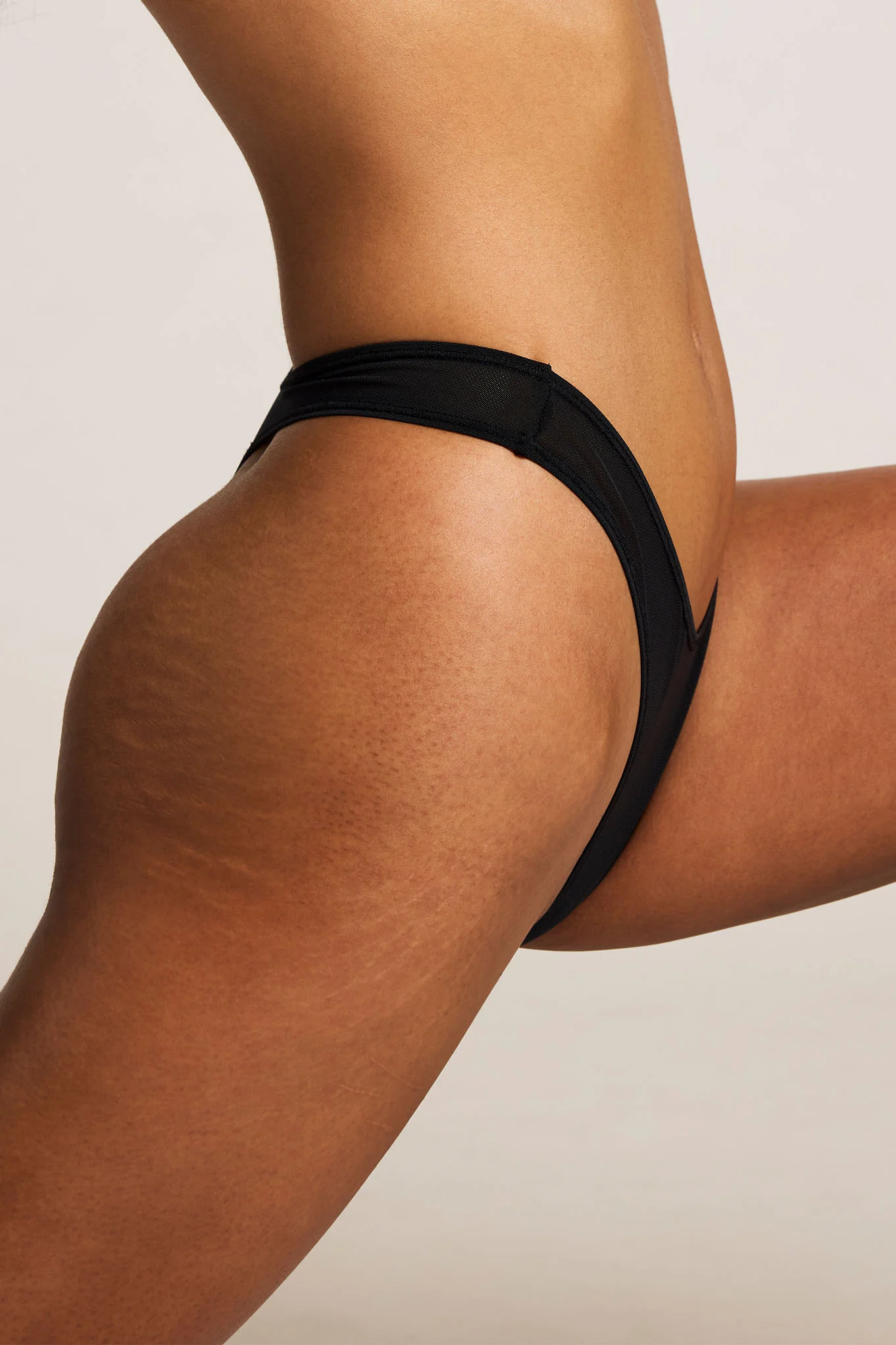 Sieve Dipped Thong in Black - Image 3