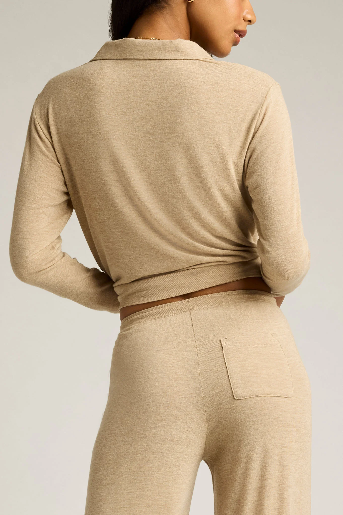 Fino Featherweight Cashmere Polo in Dune - Image 3